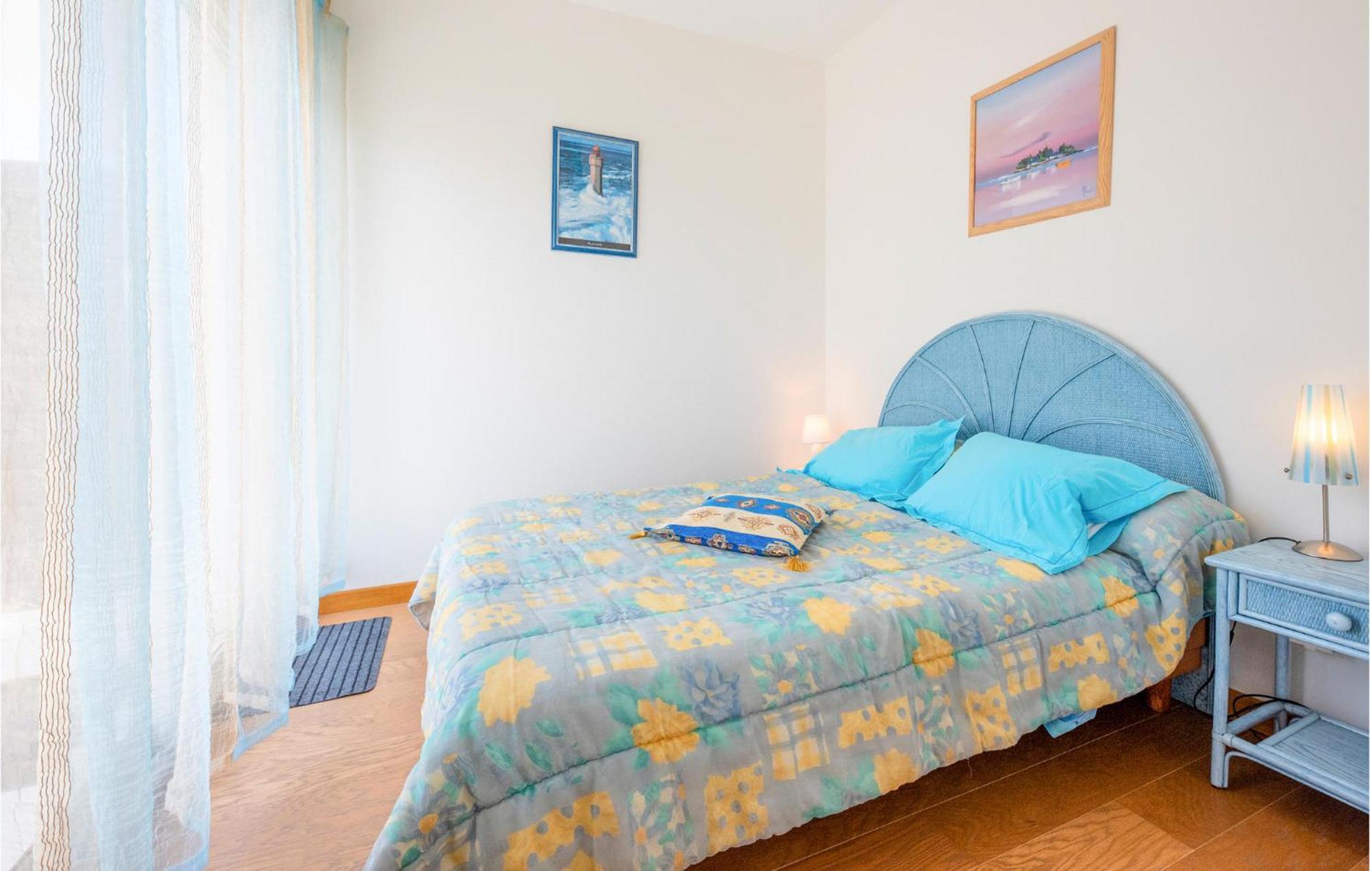 Gorgeous Apartment In Royan With Kitchen Extérieur photo