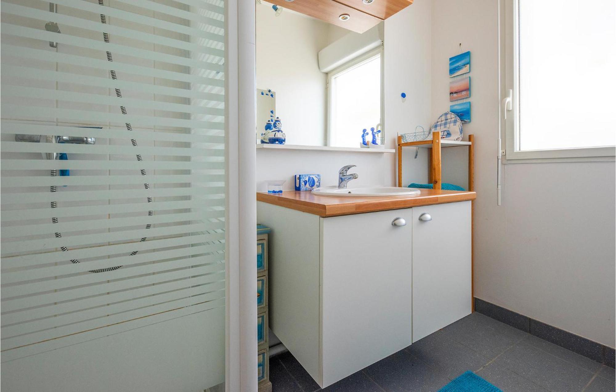 Gorgeous Apartment In Royan With Kitchen Extérieur photo